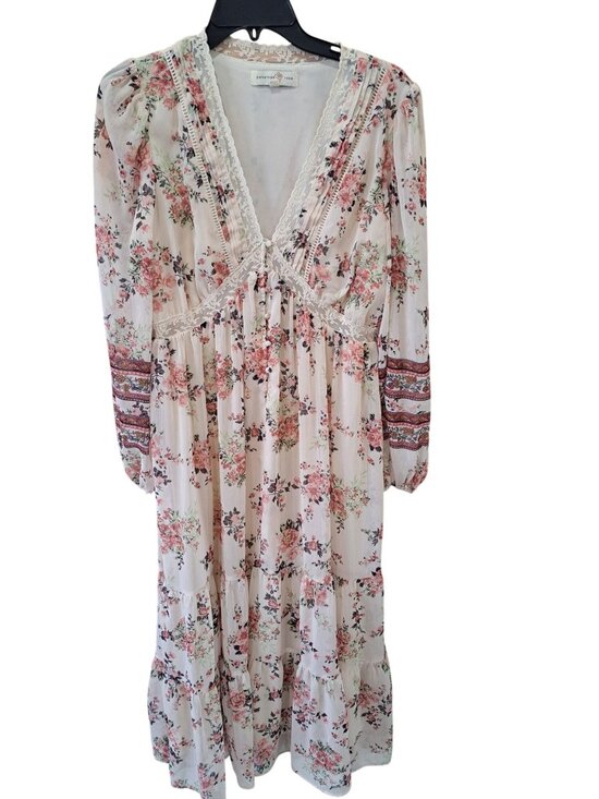 Penelope Rose Dresses & Skirts - Penelope Rose Floral Maxi Dress XL Lace Trimmed Boho Long Sleeve Tiered Buttons